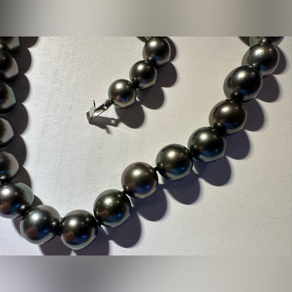 Tahitian cultured Pearl necklace with certificate of Authenticity - Picture 2 of 16